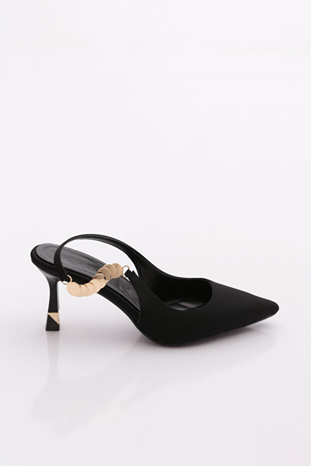 2032 Women's Heeled Shoes