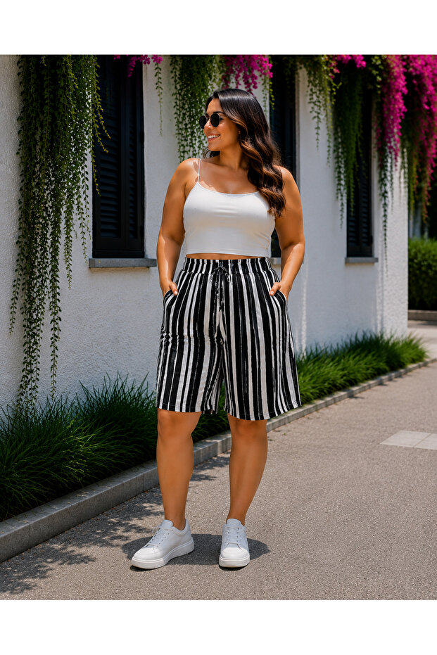 Women's Curve Plus Size Capri Pants with Elastic Waist, Patterned, Loose Cut, Below the Knee Capri & Bermuda Pants