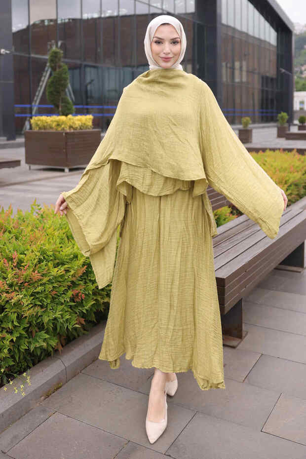 Oil Green Shawl Detailed Skirt Suit