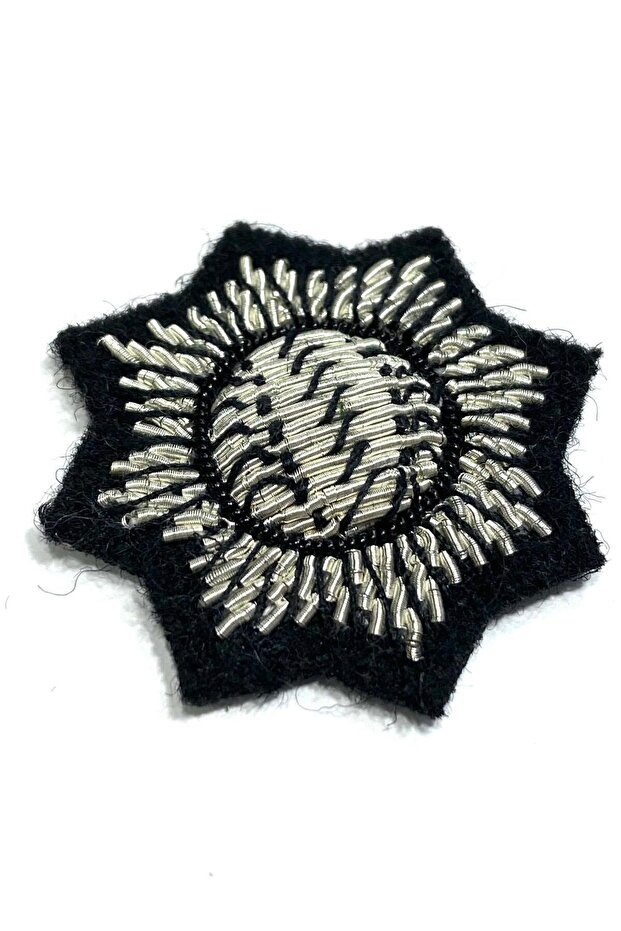 Jacket Cardigan Shirt Coat Coat Badge / 3 cm / 1 Piece / Black Silver