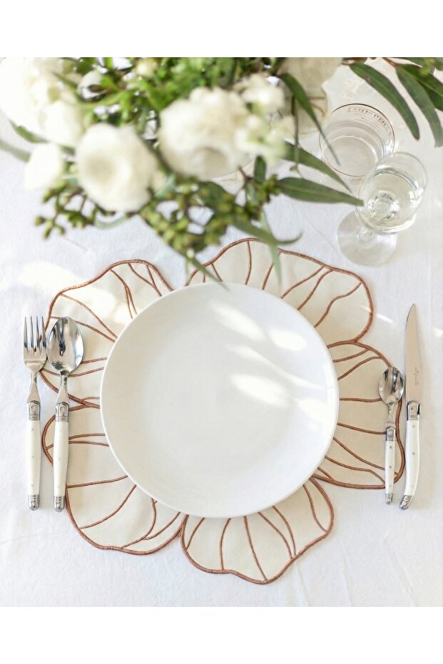 Beige Flora American Service Set of 2