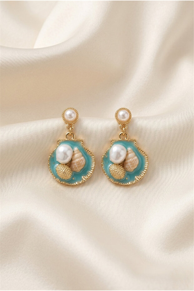 Turquoise Backdrop Sea Shell and Pearl Detailed Oyster Shaped Earrings