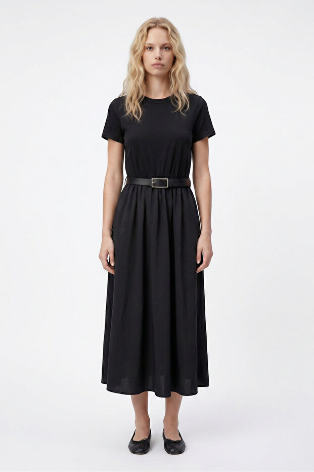 Belt Detailed Short Sleeve Casual Dress