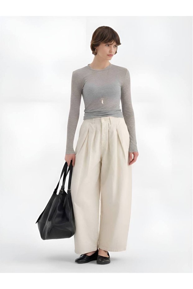 Women's 100% Cotton Balloon Fit Design Trousers with Pleated Detail on the Front