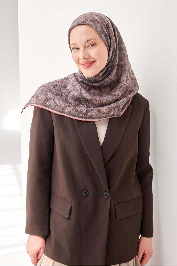 وشاح مونار بني 90x90