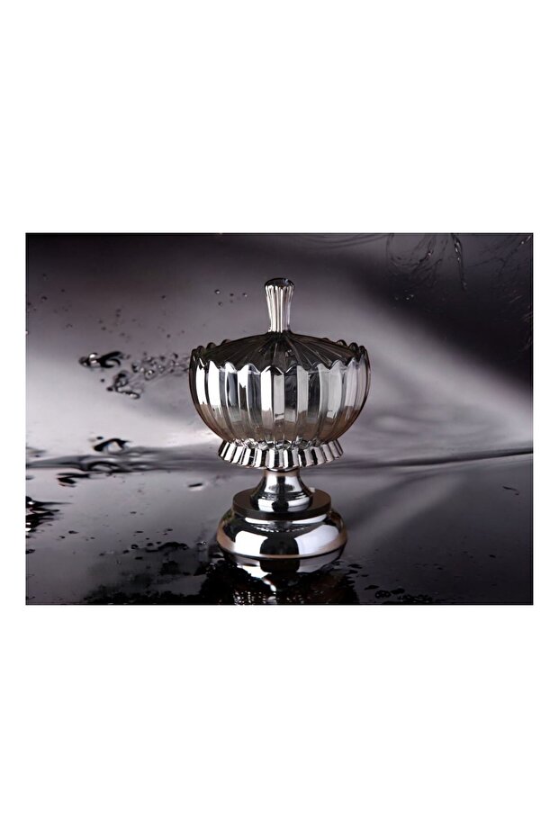 Super Luxury Glass Decorative Presentation Displays
