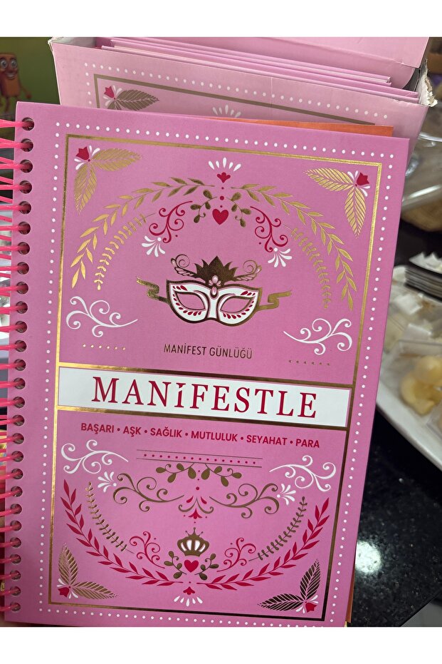 Manifest Pembe Defter