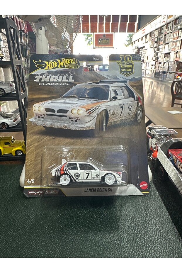 Fpy86-Jk01 Premium Kart Lancia Delta S4