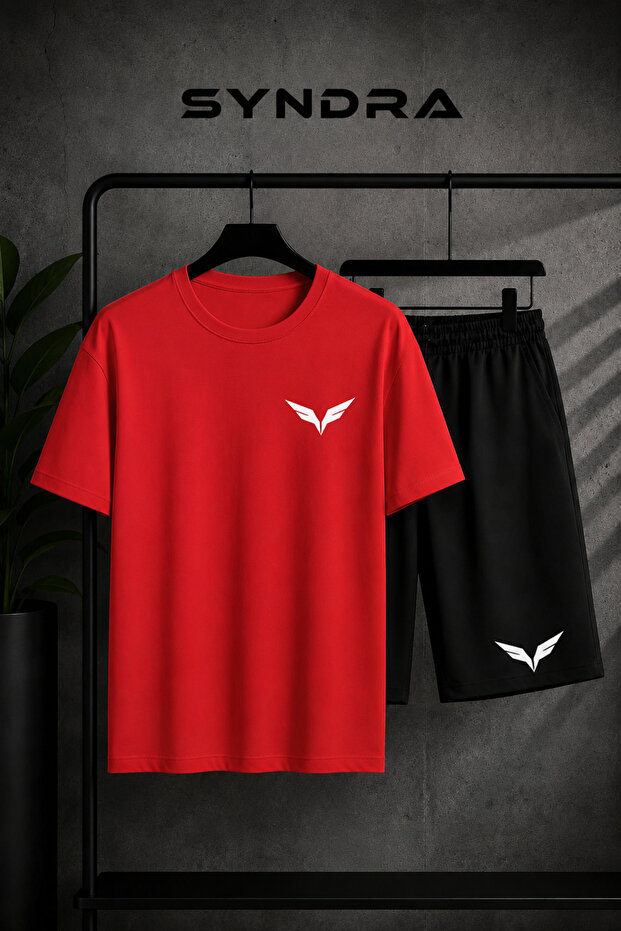 T-Shirt Shorts with Wing Print