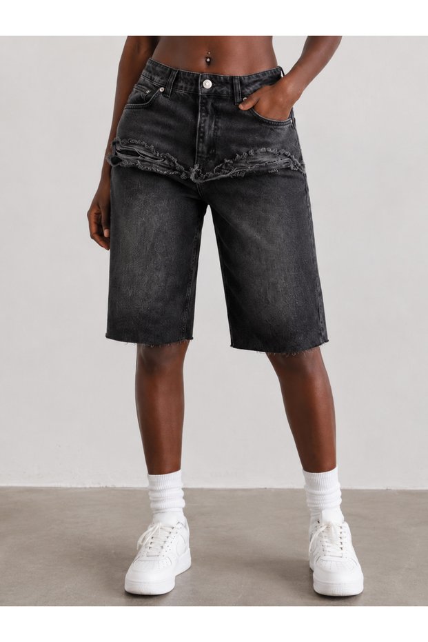 Women's Black Color Model Laser Cut 3449_W5 Bermuda Shorts