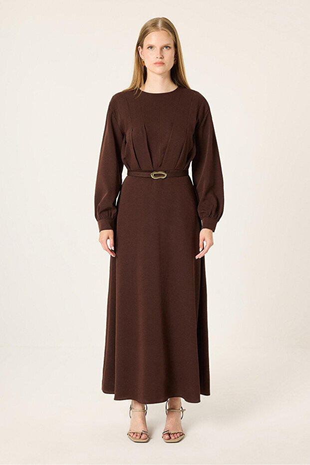 Belted pleated dress