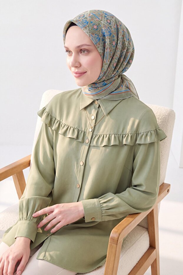 وشاح ناعم بلون أخضر نعناعي عرقي من سيرفيس بيكسل