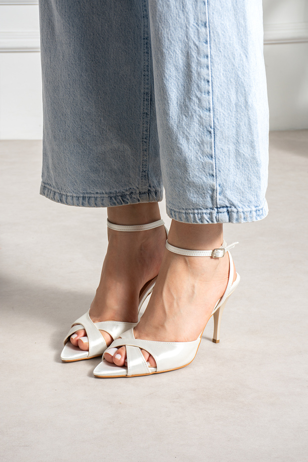 Moneya Satin Ankle Strap Detail Women's Thin Heel Shoes