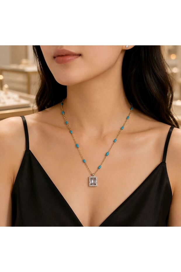 Luxurious Figured Showy Enamel Necklace