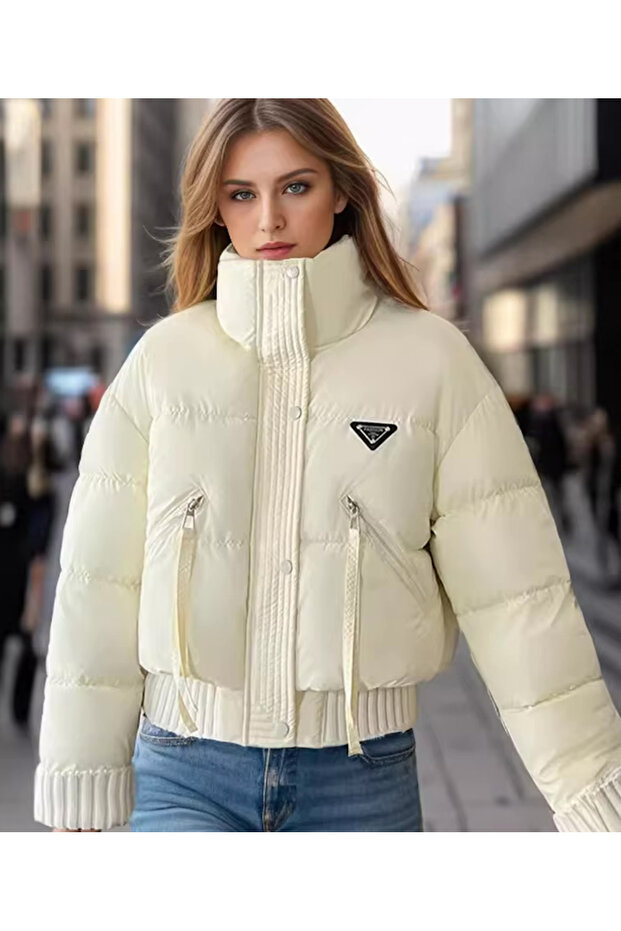 F14.Women's Short Inflatable Shiny, Ribbed Knitwear Coat