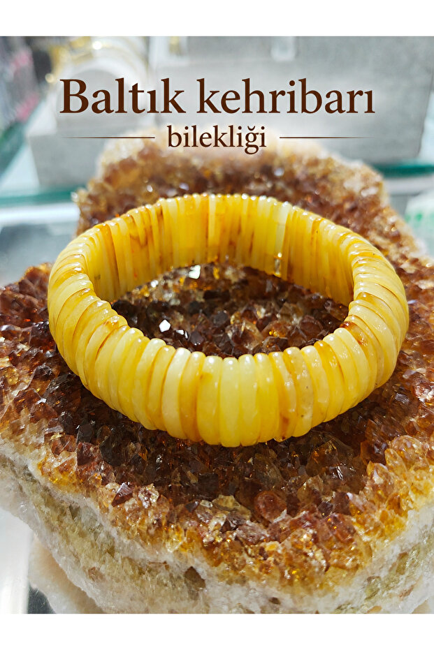 Baltic Amber Elastic Bracelet – Natural and Elegant