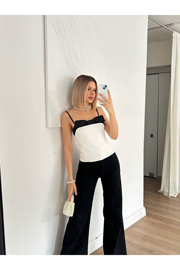 Women's White Strappy Bow Contrast Detailed Corset Look Crop Blouse