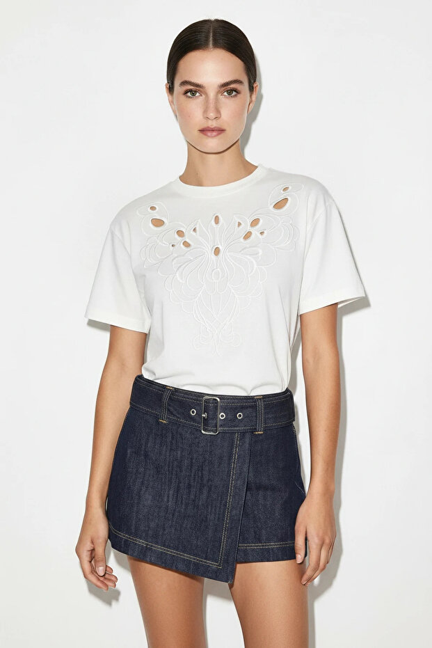 Women's Openwork Detailed Embroidered Regular Cotton White T-Shirt