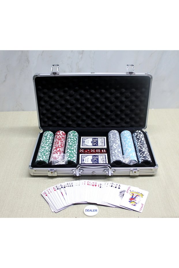 Poker Game with Metal Case, 300 Chips and 2 Decks of Playing Cards Alk3549