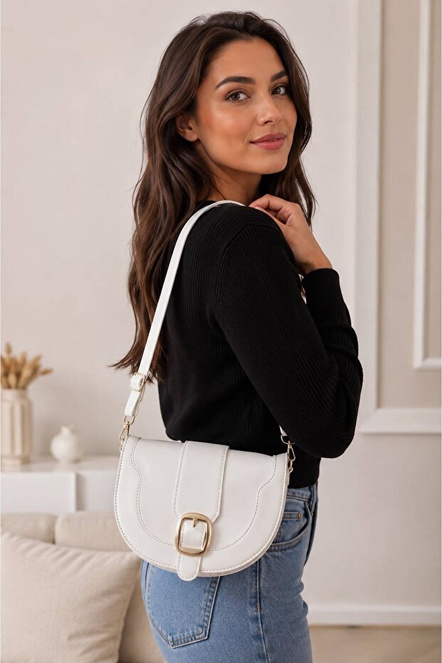 White Faux Leather Hand & Shoulder Women's Bag 18*14Ccm