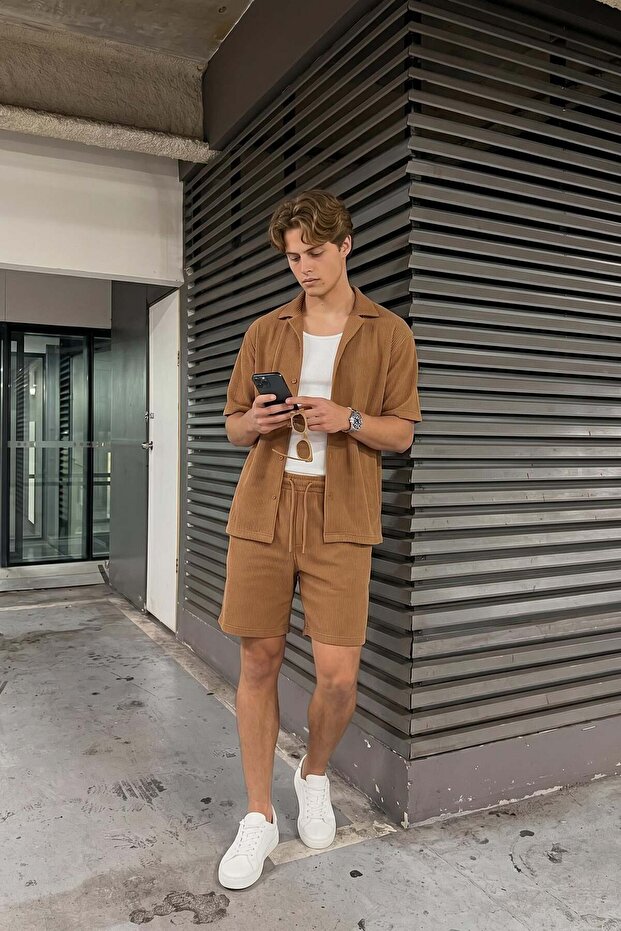 Corduroy Shorts Brown