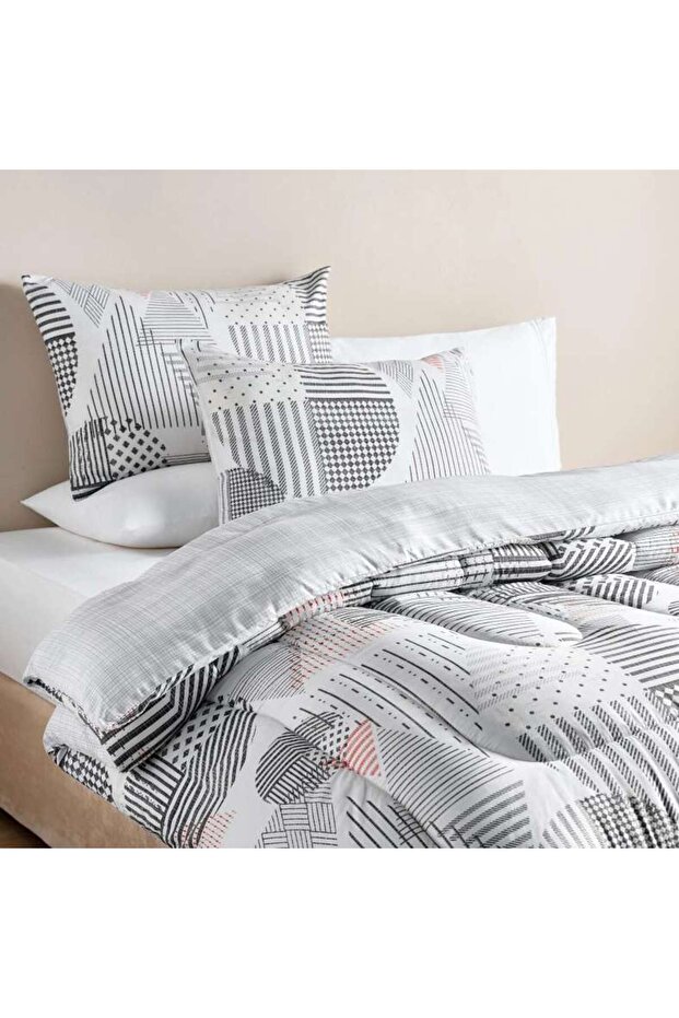 Boston Geo 3-piece King Comforter Set 240x260cm - White/grey