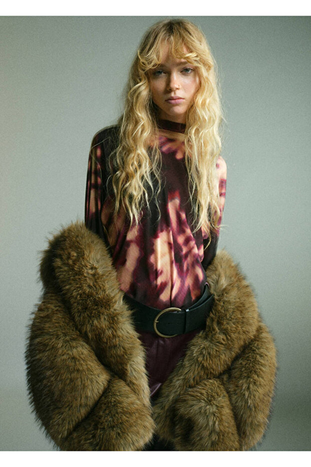 High-Necked Tie-Dye Print Blouse