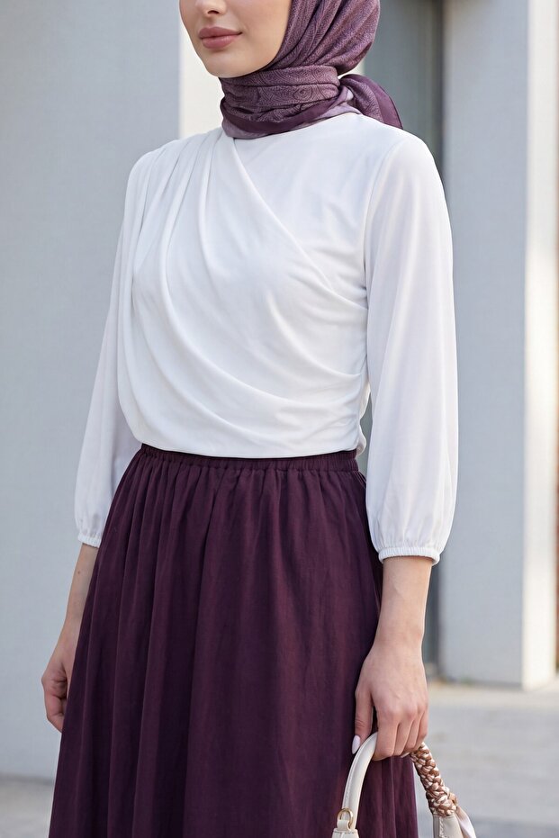 Sendy Blouse with Drawstring at the Shoulder and Padding Inside - White