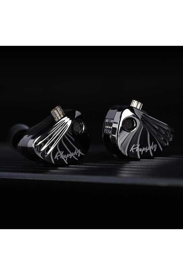 كابل هاي فاي قابل للفصل أسود اللون بدون ميكروفون CCA Rhapsody4 Dynamic Coil 8 Dynamic Iron Coil عالي الجودة في Ea