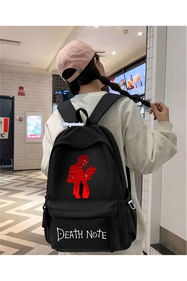 حقيبة مدرسية سوداء مطبوعة من DeathNote من MingaLondon