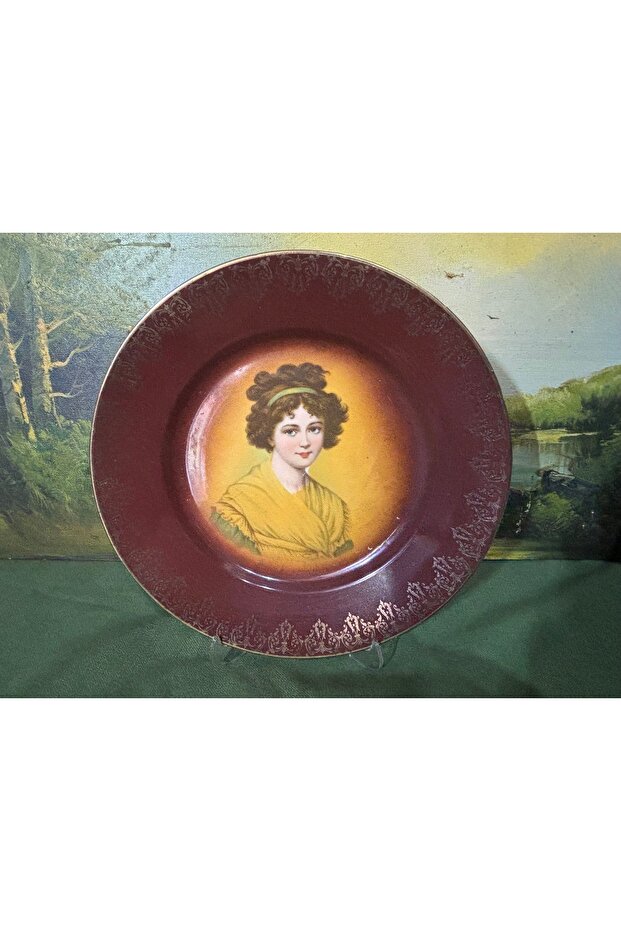 Early 1900S Czechoslovak Karlsbad Wall Plate 24 cm in Diameter
