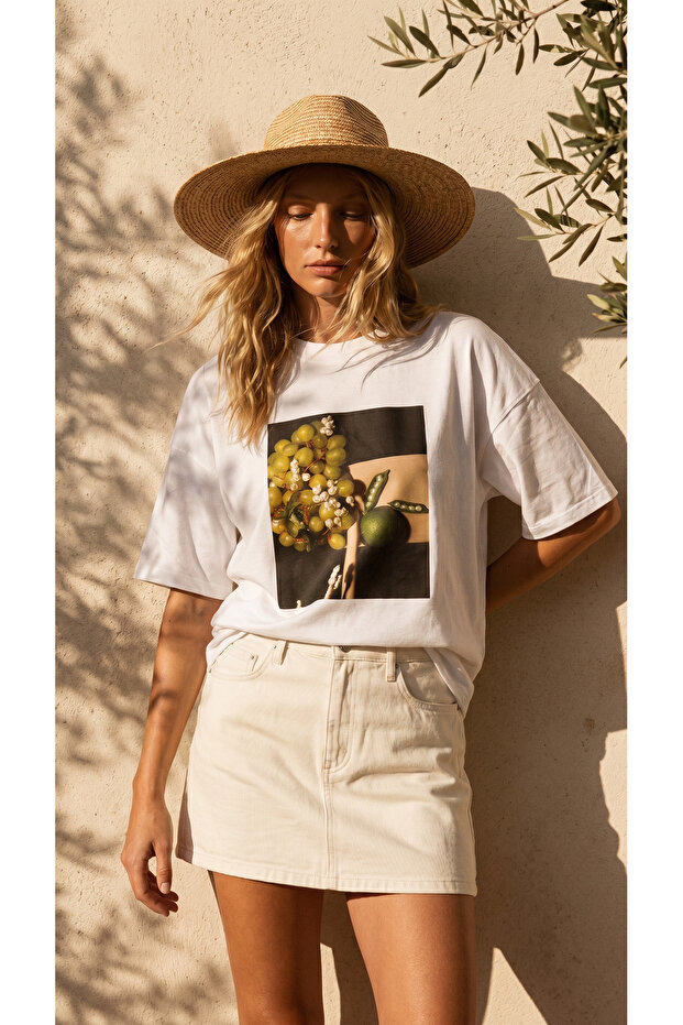 White Fruit Themed Aesthetic Printed Women's Summer Oversize T-Shirt