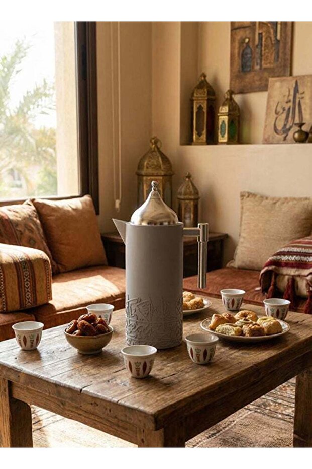 قارورة للشاي/القهوة باللون الرمادي/الفضي سعة 1.0 لتر مع زجاج البوروسيليكات من الداخل