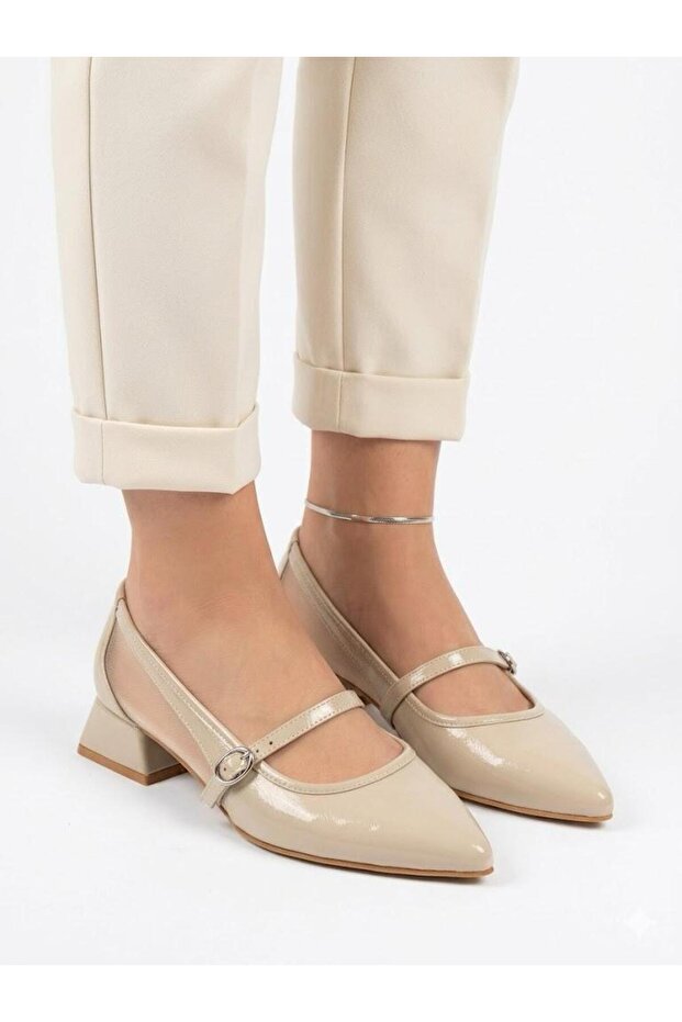 Women's Cream Thick Heel Comfortable Fit Heeled Ballerina Shoes