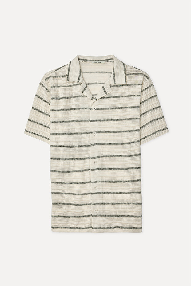 Men's Off-White Striped Comfort Fit Resort Collar Short Sleeve Shirt