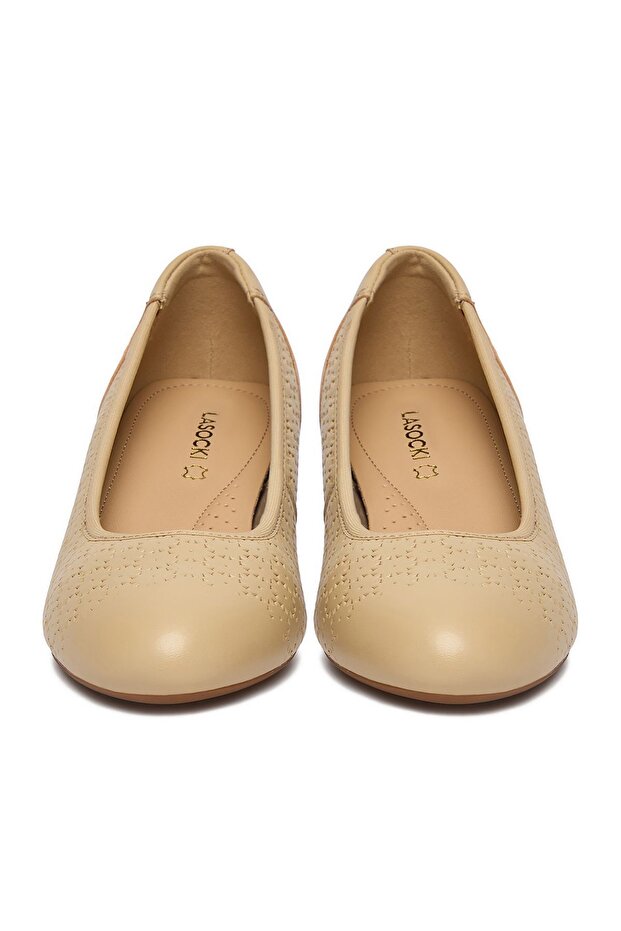 Pantofi de damă bej - 4