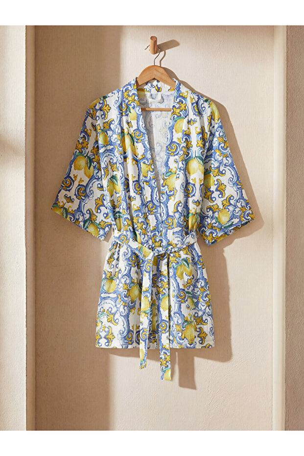 Trendlucky Women's Floral Patterned Bathrobe with a Difference