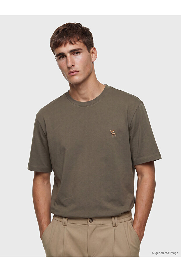 Vizyon New Season Crew Neck Embroidered Men's T-Shirt