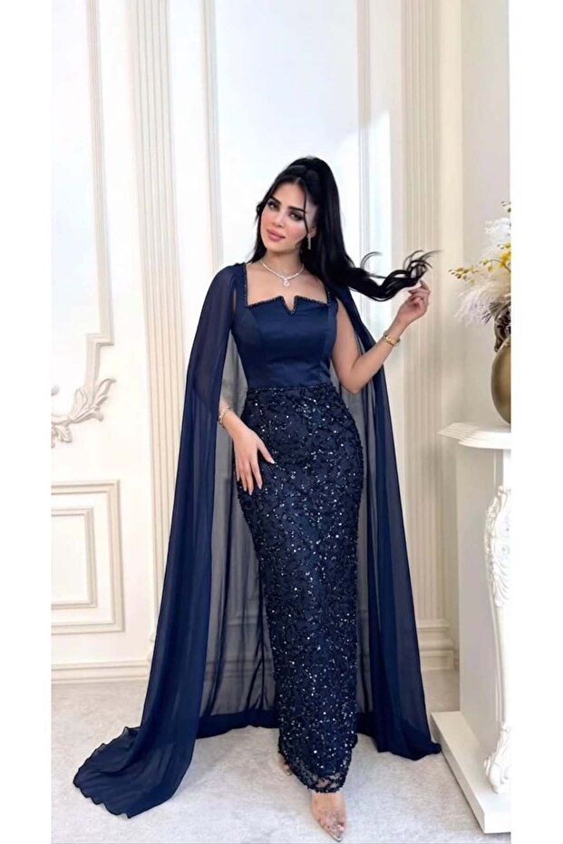 فستان سهرة كحلي مميز