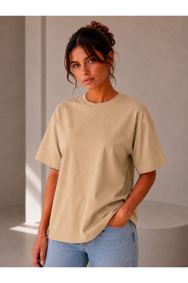 Beige Oversize Women's T-Shirt - Basic Comfortable Cut Crew Neck Cotton T-Shirt