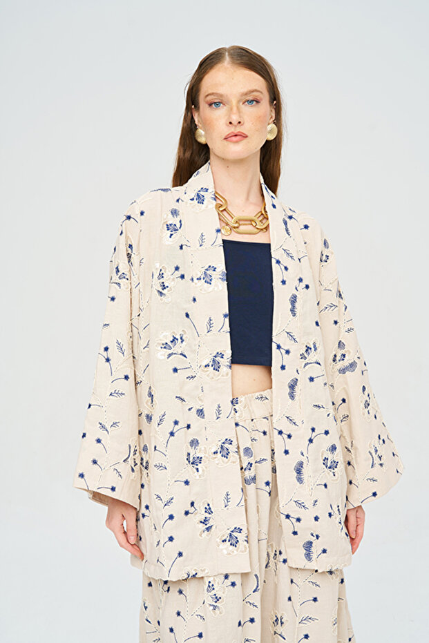 Women's Floral and Leaf Embroidered Sequin Kimono