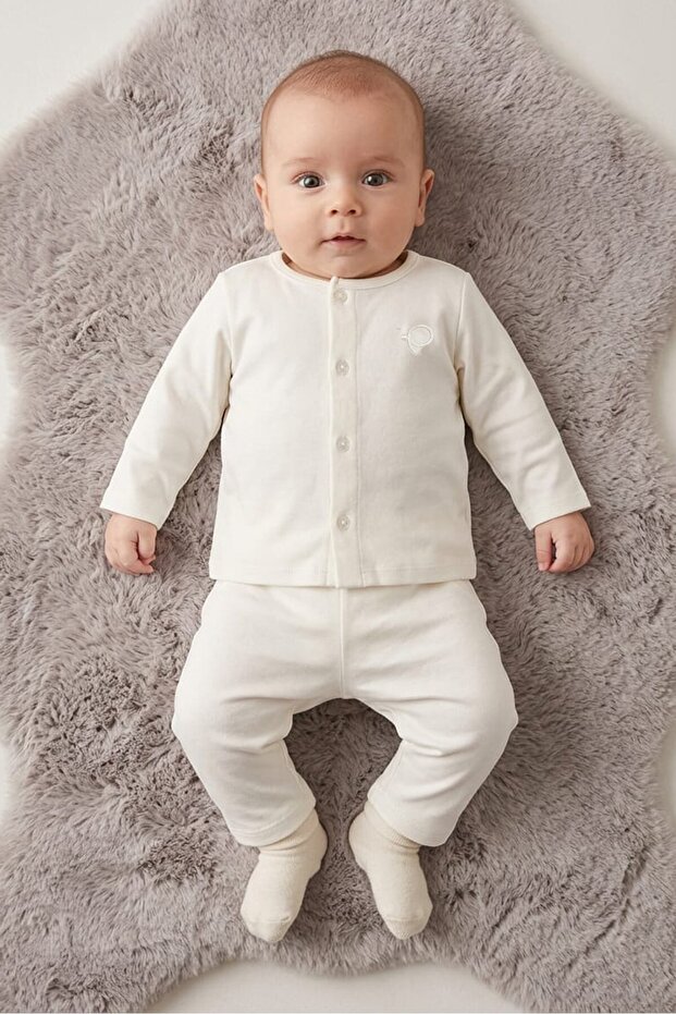 Toddlers Girl 2 Pieces Embroidered Logo Top With Bottom Set, White