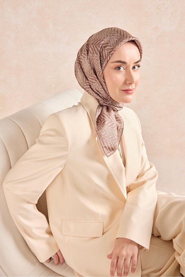Twill Silk Scarf Minimal Pattern Brown 90X90