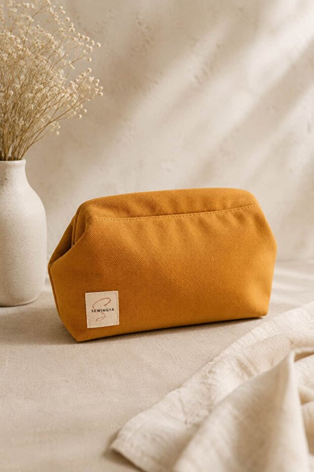 Secret Scholarship Handbag Camel 28X14X10 cm Cotton Canvas with Keychain