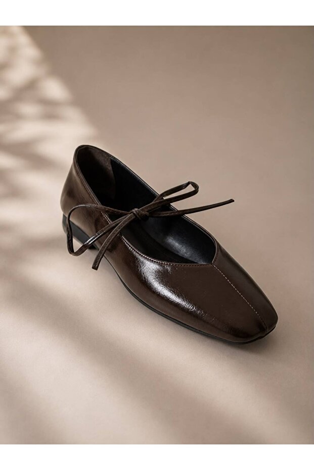 Luna Black Women's Lace-Up Square Toe Ballerinas