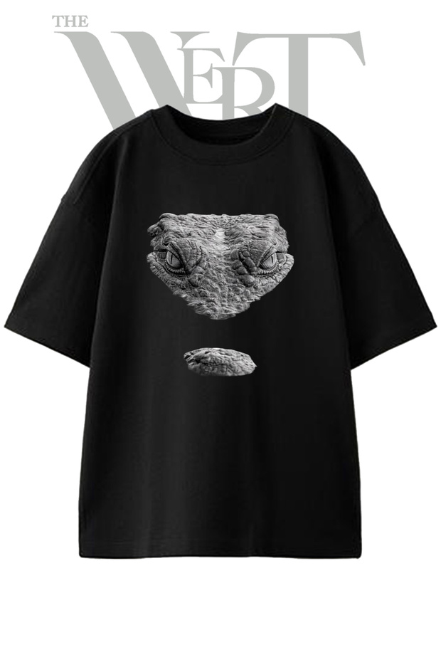 Crocodile Eye Design Printed Unisex Black Oversize T-Shirt
