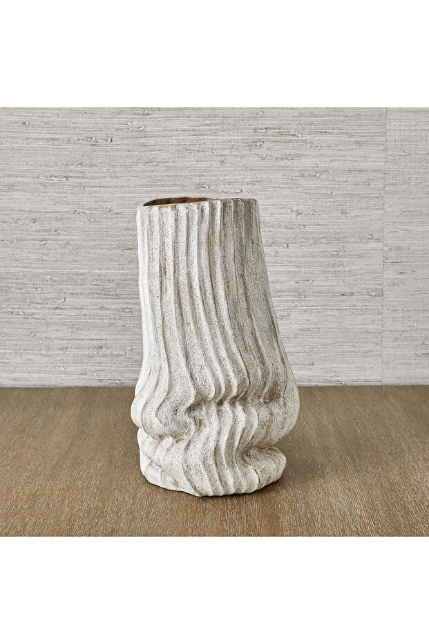Puddle Vase