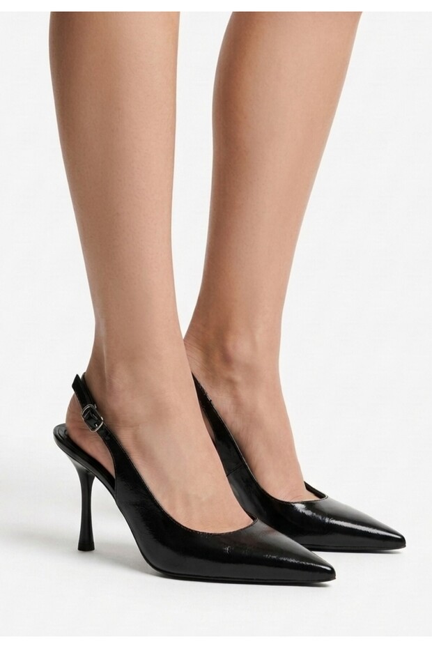 Flar Black Patent Leather Heeled Shoes