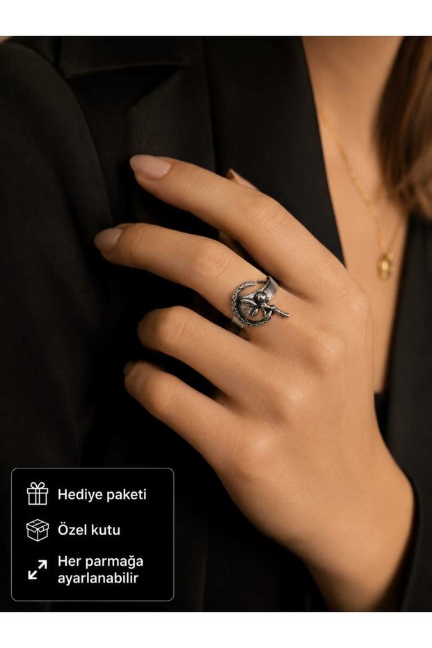 Adjustable Women's Ring with Fairy Figure on the Moon