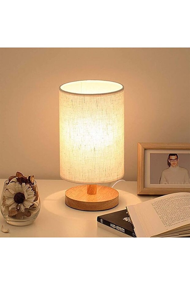 مصباح طاولة بجانب السرير من نيكومي، مصباح LED لغرف النوم مع كابل USB، مصباح مكتبي بجانب السرير، مصباح بسيط بتصميم عصري.